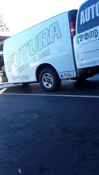 Futura Auto Glass 1