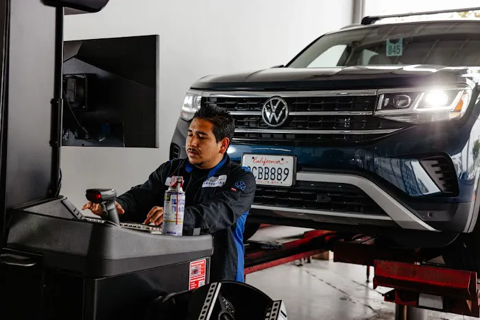 Herman Cook Volkswagen Service & Parts Center 6