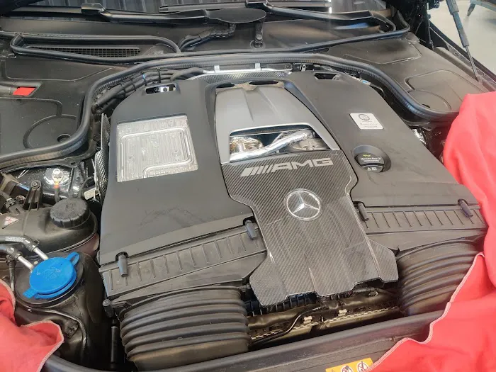 The Benz Dr. 7