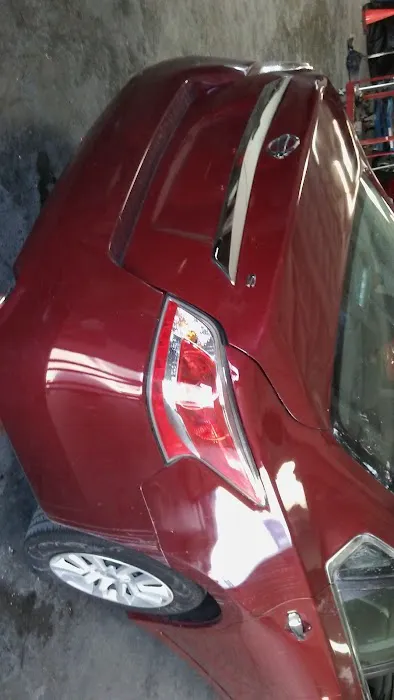 LG AUTO BODY & PAINT 1
