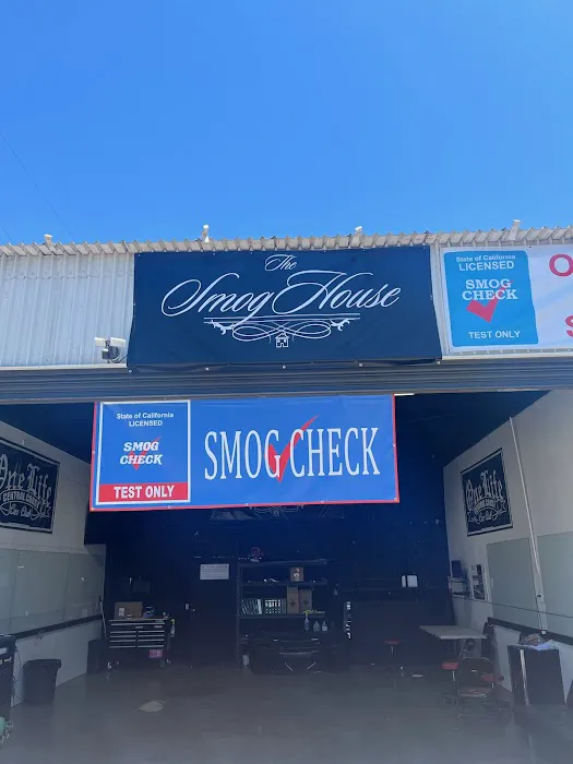 The Smog House 0