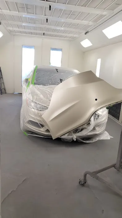 Fusion Colors Auto Body Repair 6