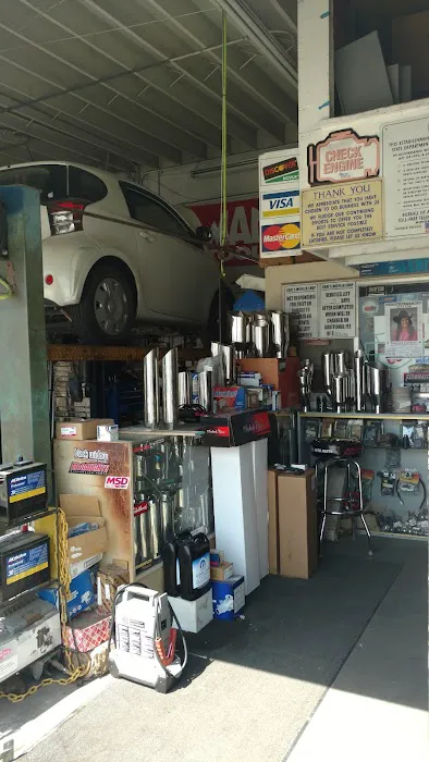 Carl's Muffler Shop 4