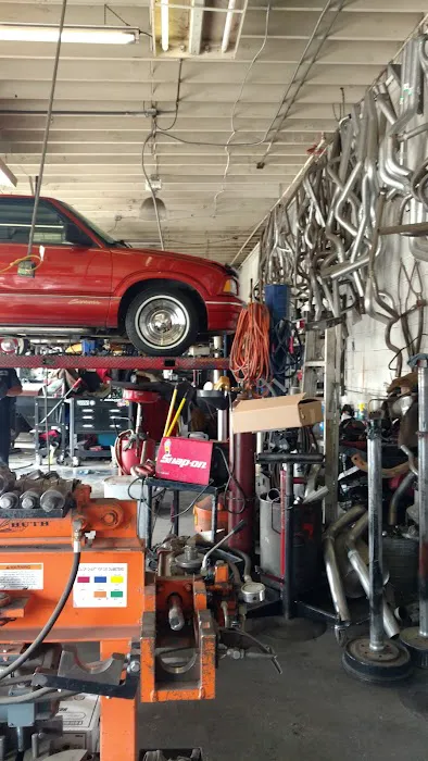 Carl's Muffler Shop 0