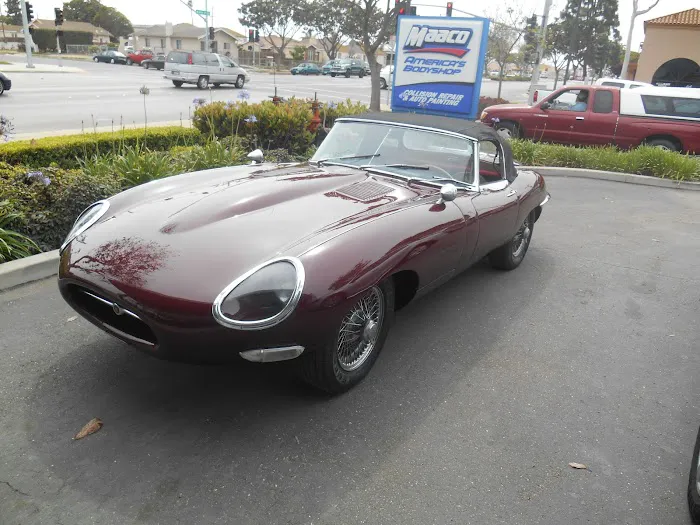 Maaco Auto Body Shop & Painting 7