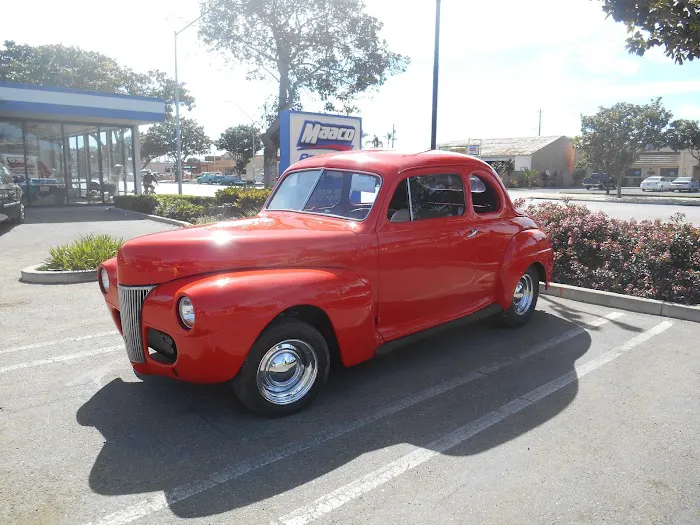 Maaco Auto Body Shop & Painting 6