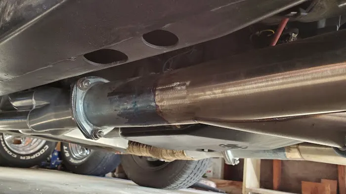 Monroy's Mufflers 0