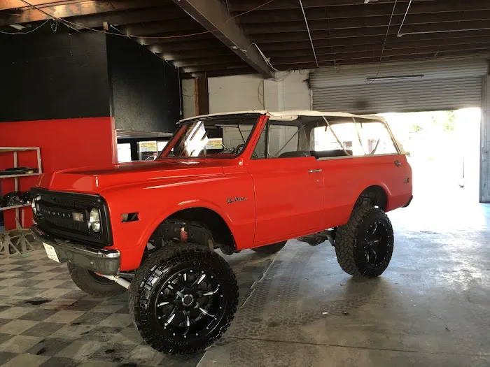 Gold Coast Collision Auto Body & Paint 6