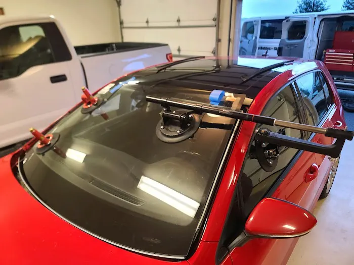 Auto Glass Experts 9
