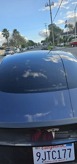 Premium Wraps And Tint 1