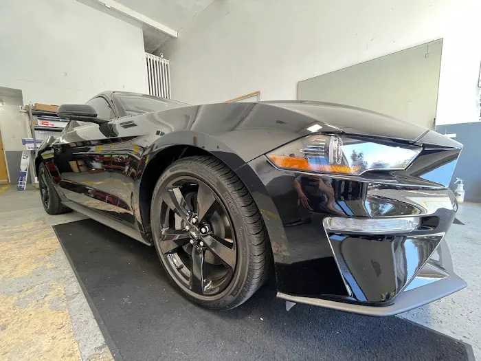 Premium Wraps And Tint 9
