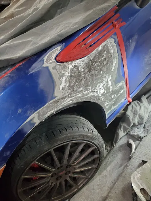 Reyes Autobody 1