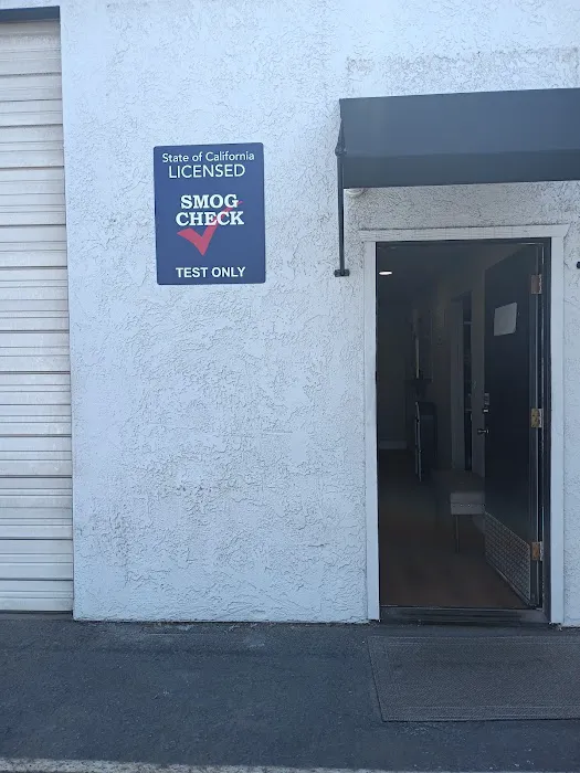 The Smog Shop 7