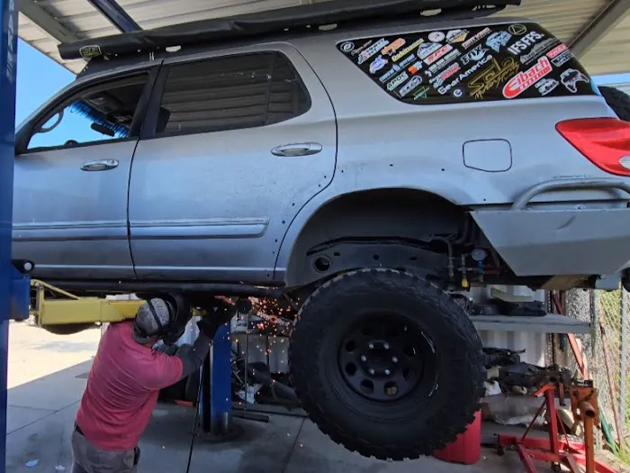 Treehouse Offroad LLC 3