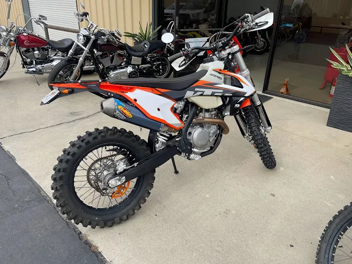 NucciMoto 6