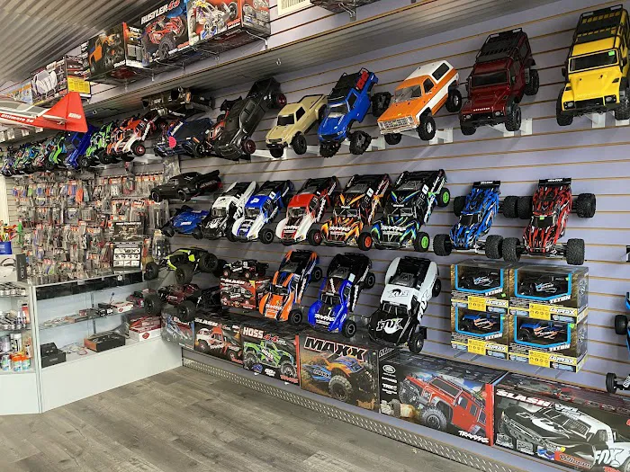 Ultimate Car Audio & Hobbies 5