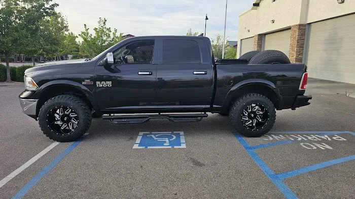 America's Tire 7