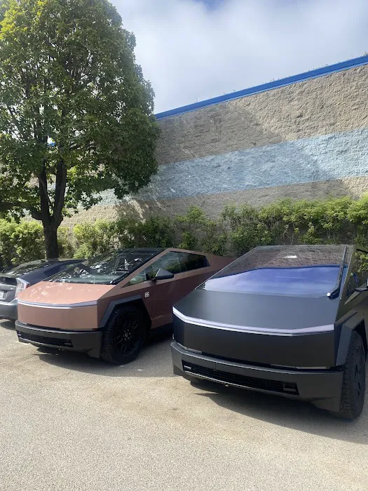 Quality Tinting & Signs 3