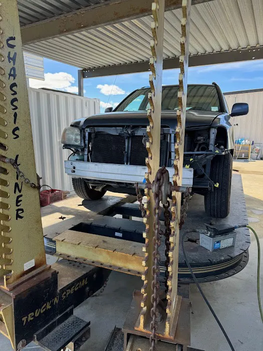 Custom Craft Auto Body 0