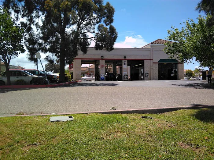 Econo Lube N' Tune & Brakes 2