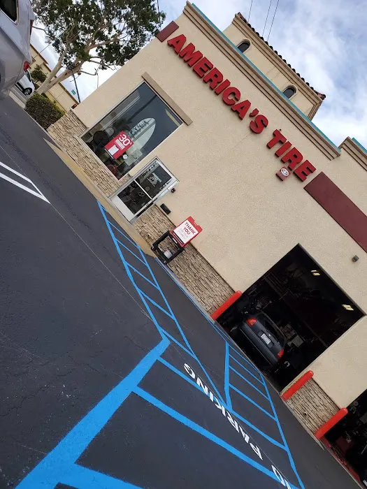 America's Tire 7