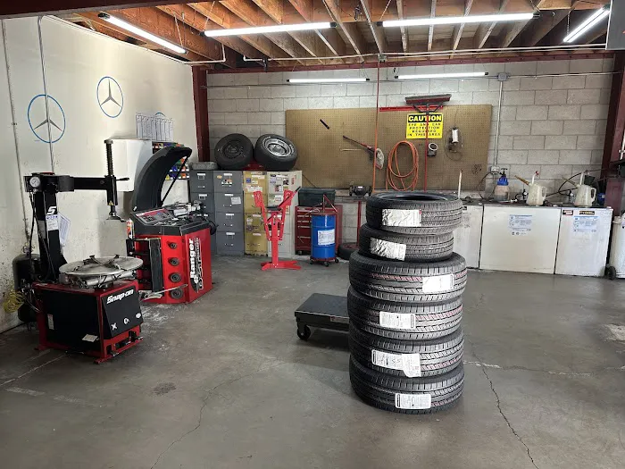 Bear Valley Auto House 3
