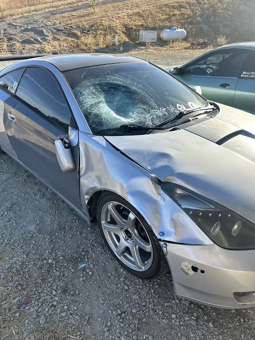 Mr B’s Auto Glass 3