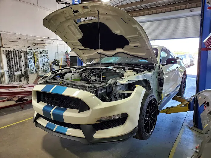 Perry Collision & Auto Body San Luis Obispo 5