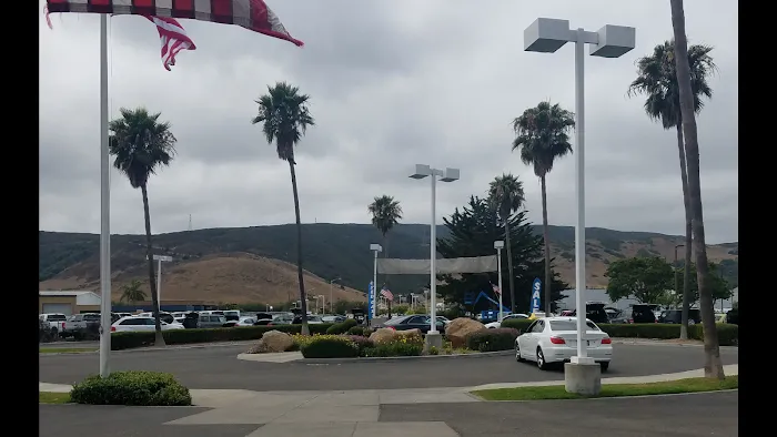 Service Department at Hyundai SLO 9