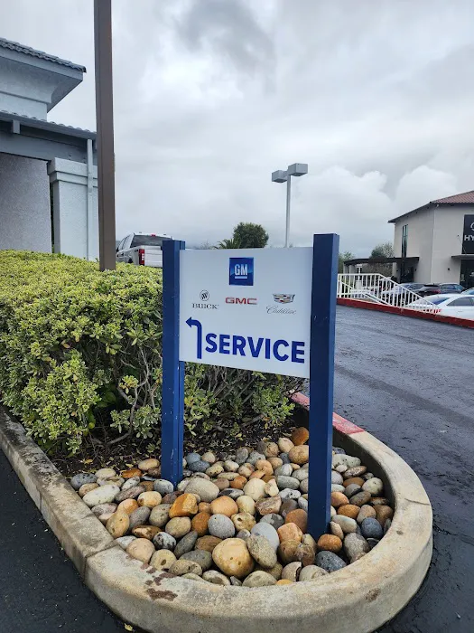 Subaru of San Luis Obispo Service Center 2