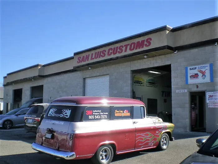 San Luis Customs and Collision 3