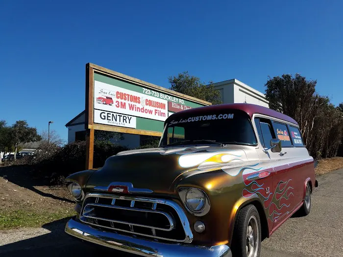 San Luis Customs and Collision 6