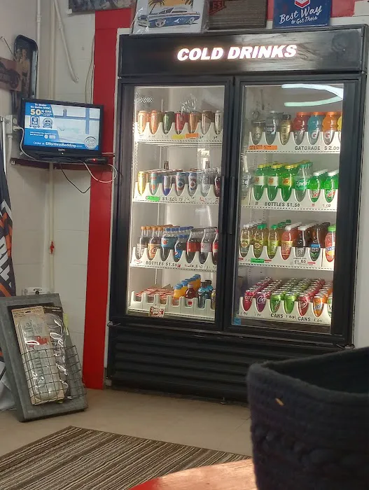 Lovett's Garage 4