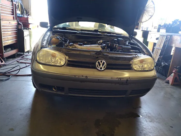 Troy's Auto Service 5