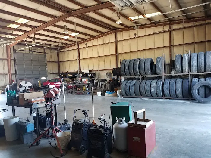 Wilson Auto and Semi-Truck Tire Service 1