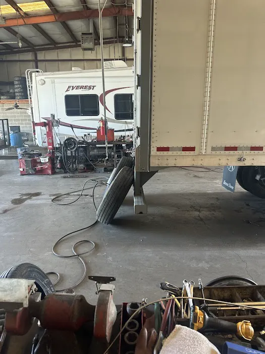 Wilson Auto and Semi-Truck Tire Service 2
