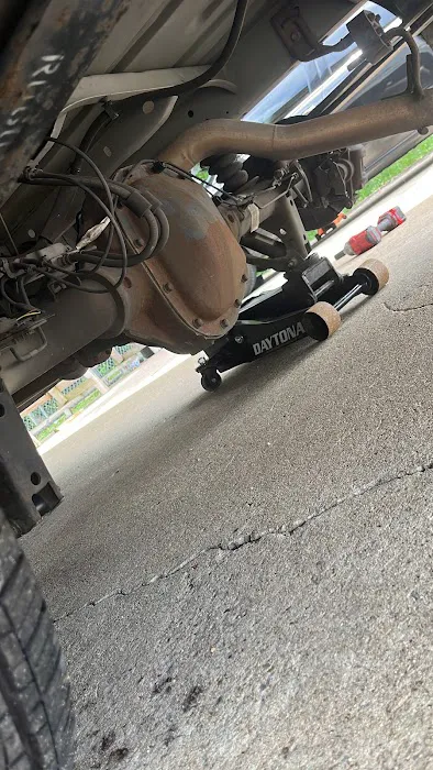 Zavala Used and New Tires 0