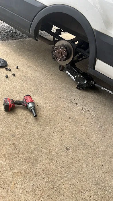 Zavala Used and New Tires 5