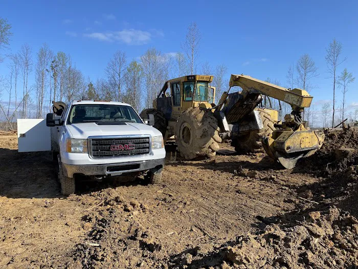 Friesen Truck & Auto Repair LLC 3