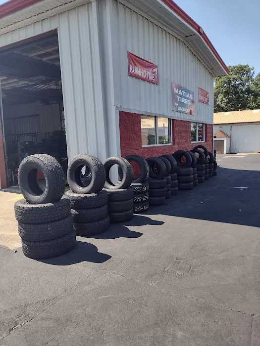 Matias Tires 1