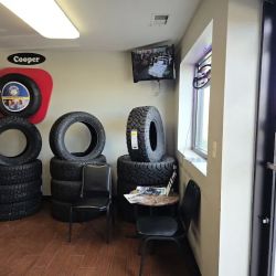 Free Service Tire & Auto Centers ico