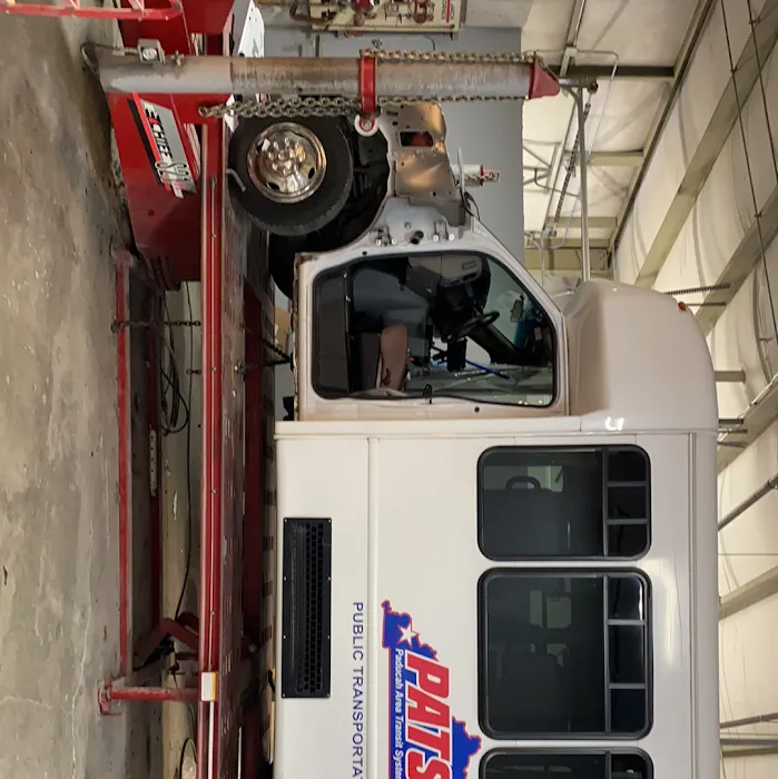 Paducah Ford Collision Center 5