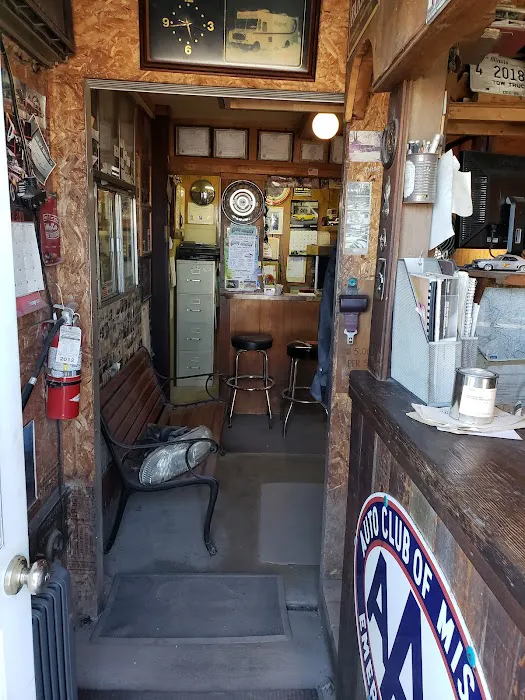 Lawrence Auto Body & Salvage 5