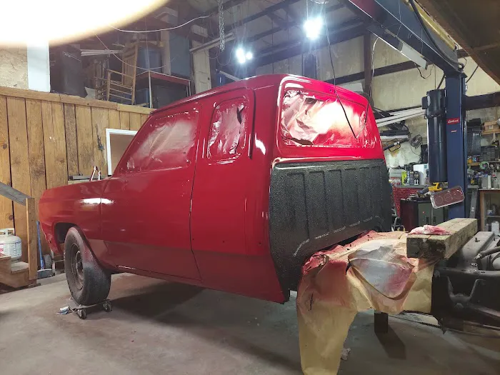 American Outlaw Customs Garage 0