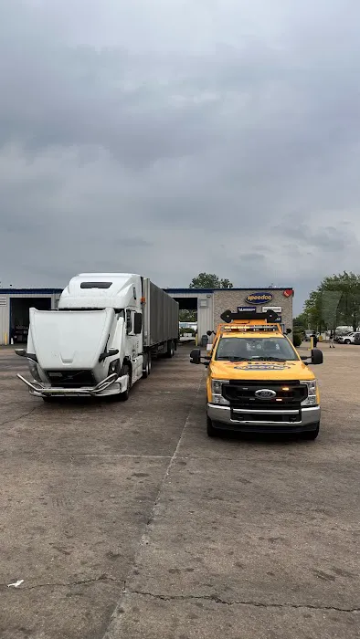 Speedco Truck Lube and Tires 6