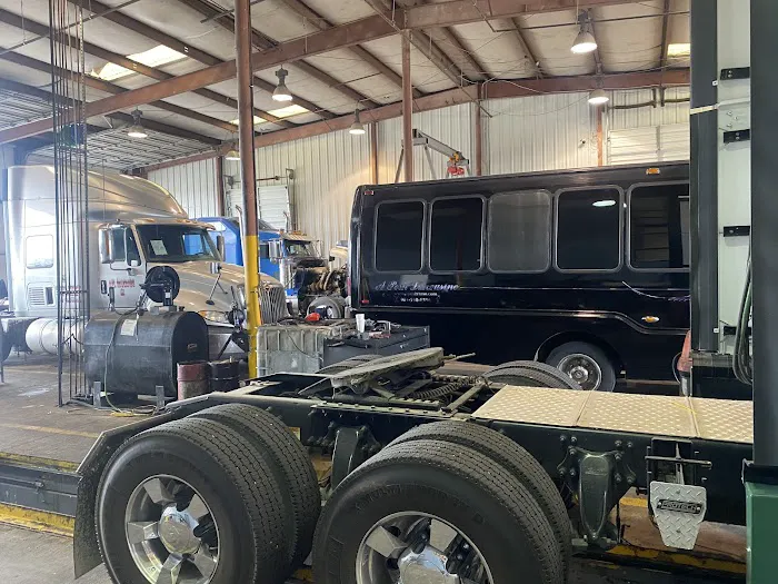 ELH Truck & Trailer 6