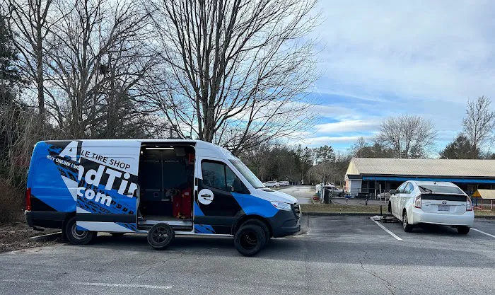Around Tire — Mobile Tire Sales & Installation 3