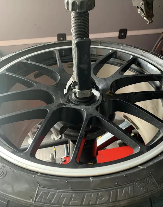 Around Tire — Mobile Tire Sales & Installation 8