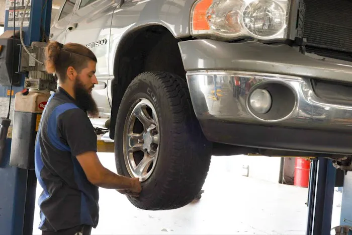 Autostar Chrysler Dodge Jeep Ram Fiat of Waynesville Service 1