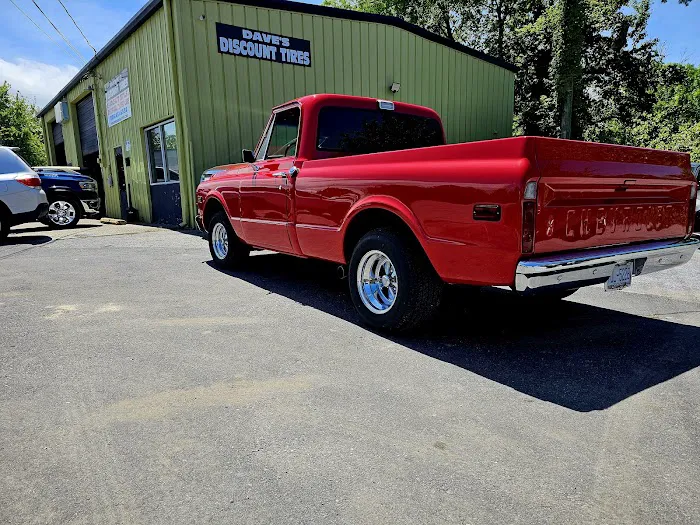 Dave's Discount Tires 3
